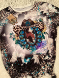 Leopard hat turquoise horseshoe bleached graphic tee
